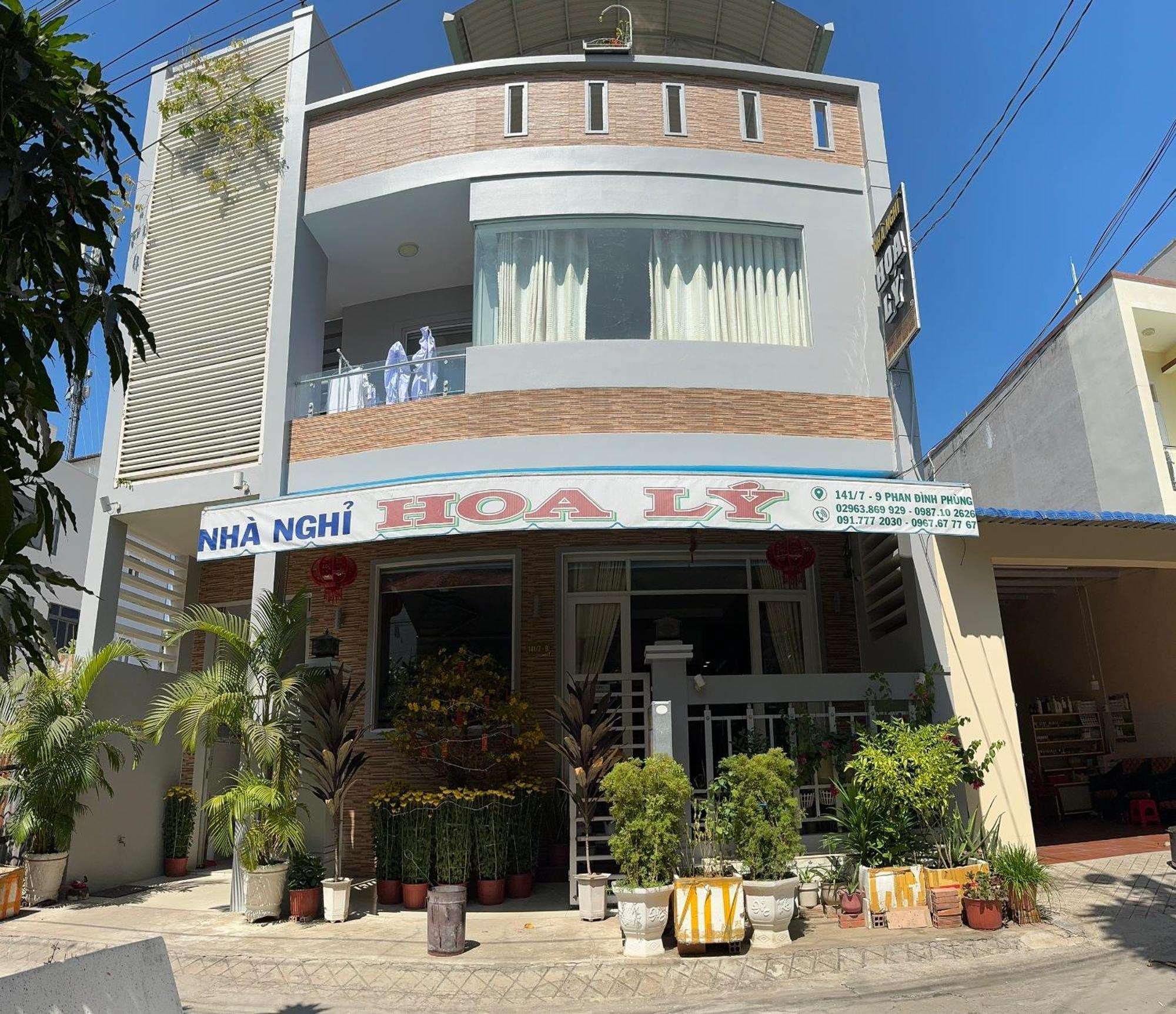 Nha Nghi Hoa Ly Hotel Чау Док Екстериор снимка
